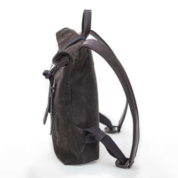 Kleiner Rolltop-Rucksack aus schwarzem Leder – Cinzia Rossi