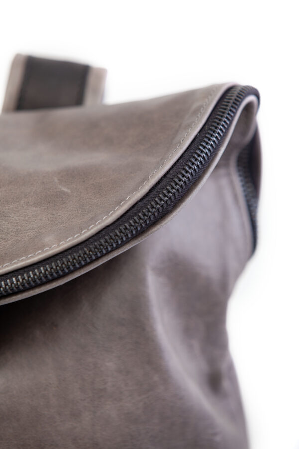 Marble gray leather backpack - Cinzia Rossi