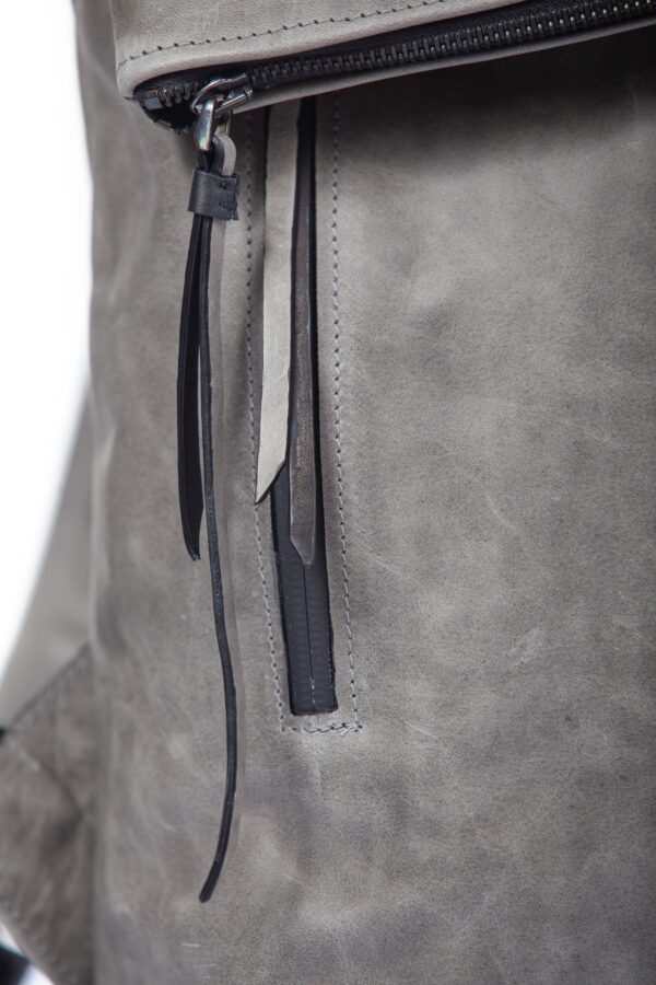 Stone gray leather backpack - Cinzia Rossi