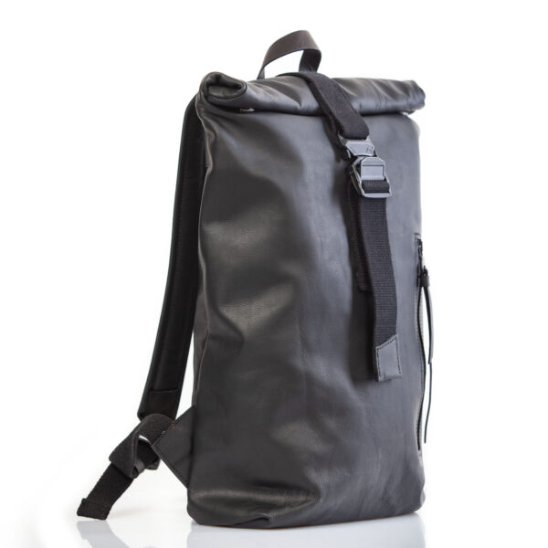 Rolltop-Rucksack aus schwarzem Leder – Cinzia Rossi