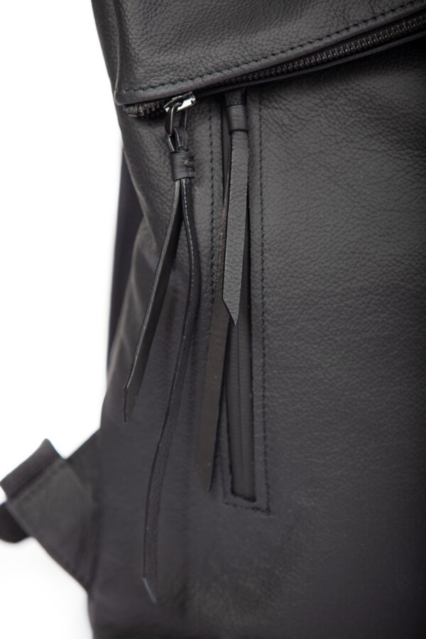 Black leather backpack - Cinzia Rossi